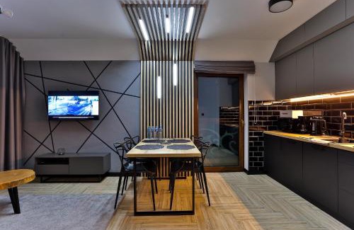 Czorsztyn Apartment | Scenic Lakefront Apartment 33 with Breathtaking Views
