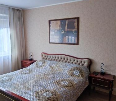Siauliai Apartment | Comfortable Apartments Near the Park - Rated 9/10