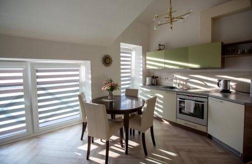 Nida Apartment | Top-Rated PELĖDŲ ATOSTOGOMS with Pool and Spa Amenities