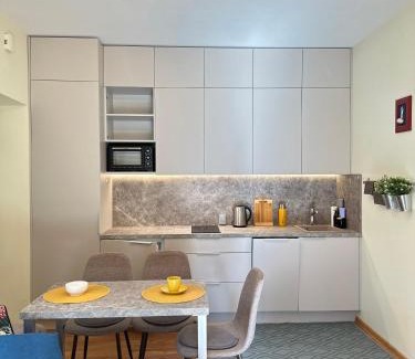 Nida Apartment | Vibrant Stay at Apartamentai Vetrungiu g 3 with Pool Access