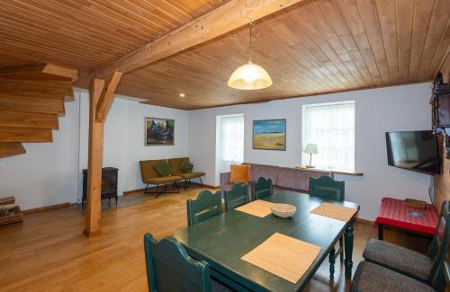Nida Apartment | Stay at Apartamentas "Jūratė" with Private Yard & Sauna