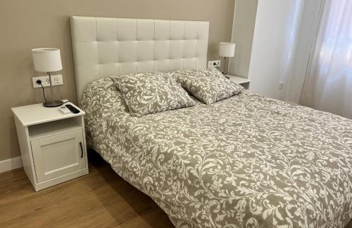 El Gancho Apartment | Family-Friendly Retreat at Apartamenticos Boggiero V