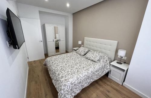 El Gancho Apartment | Family-Friendly Retreat at Apartamenticos Boggiero V