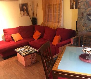 San Jeronimo Apartment | Family-Friendly Stay at Apartamento Árbol de Vida Near Stadium