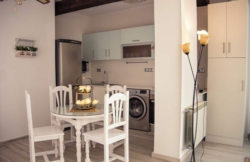 Pozo Alcon Apartment | Attractive Penthouse with Relaxing Hot Tub and Spa