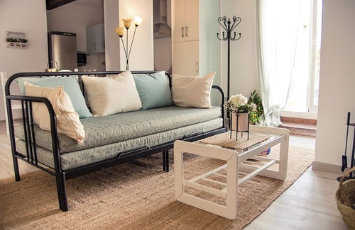 Pozo Alcon Apartment | Attractive Penthouse with Relaxing Hot Tub and Spa