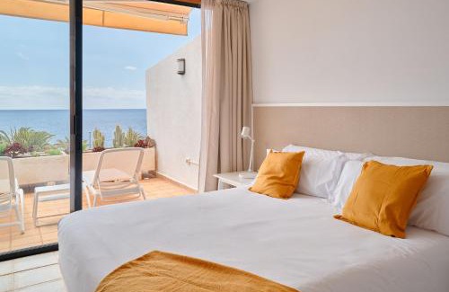 San Miguel de Abona Apartment | Relaxing Apartment 131: Pool, Views & Pet-Friendly Stay
