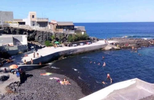 Los Gavilanes Apartment | Beachside Apartment on the First Floor - Family Friendly