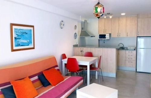 Platja d'Aro Apartment | Ocean-View Apartment with Spa & Hot Tub Amenities