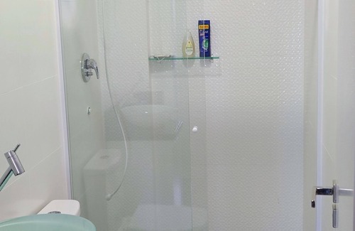Itajai Apartment | Modern 3-Suite Apartment with Pool and Spa Amenities