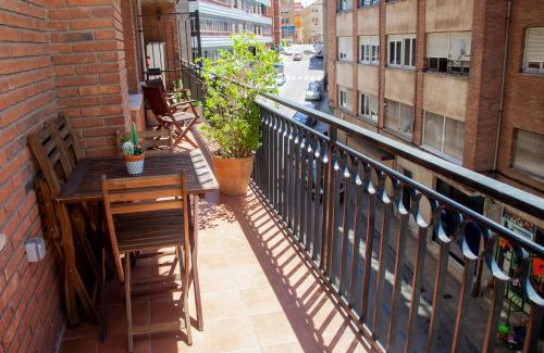 Soria Apartment | Spacious Apartment in Soria - Pet & Child Friendly Stay