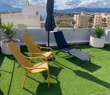 Guardamar de la Safor Apartment | Seaside Apartment Just Steps from the Ocean in Guardamar