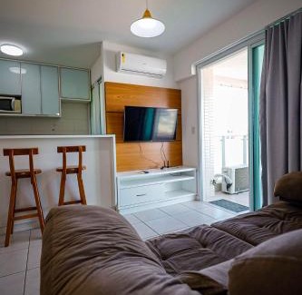 Caminho das Arvores Apartment | Convenient Apartment Near Salvador Shopping with Pool