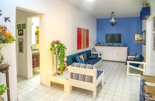 Morro do Maluf Apartment | Cozy Oceanfront Apartment Steps from Pitangueiras Beach
