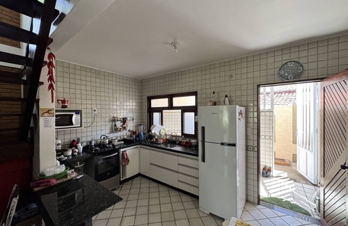 Praia do Frances Apartment | Cozy Apartment Just 400 Meters from Praia do Francês