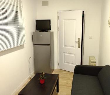 Usera Apartment | Child-Friendly Apartment A - Rated 8.1 by Guests