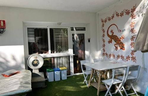 Matadepera Apartment | Pet-Friendly Open Apartment with Patio & Hot Tub, 4-Star Rated