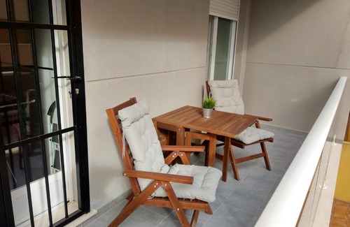 El Grau de Moncofa Apartment | Cozy Apartment Near Moncofa Beach - Pet and Child Friendly