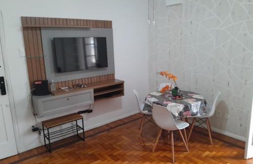 Copacabana Apartment | Apartamento aconchegante e arejado em Copacabana