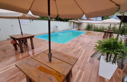 Downtown Ubatuba Apartment | Apartamento Aconchegante com Piscina e TV a Cabo