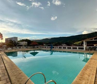 Lambari Apartment | Cozy Apartment with Ocean View in Family-Friendly Resort