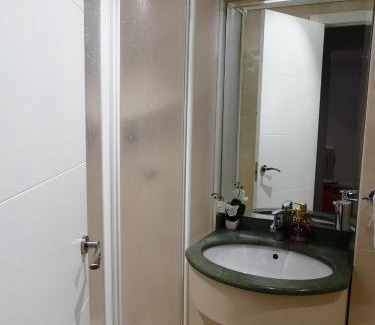 Iturrama Apartment | Modern Family-Friendly Apartment in Iturrama, Rated 8.5/10