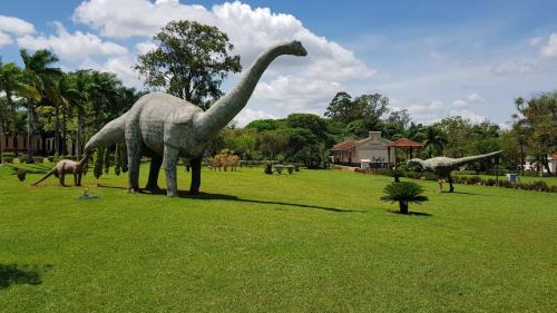 Uberaba Apartment | Highly Rated Aeroporto/Uniube: Ideal for Families