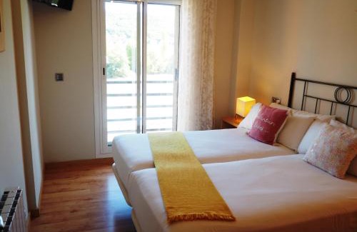 Ainsa Apartment | Family-Friendly Ainsa Pirineo Apartment with Great Reviews