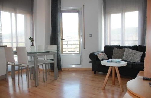 Ainsa Apartment | Family-Friendly Ainsa Pirineo Apartment with Great Reviews