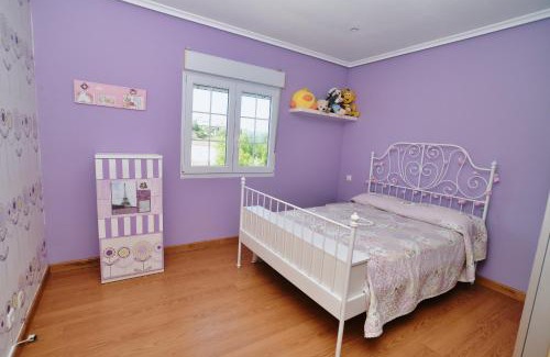 Isla Apartment | Top-Rated Apartamento Ama - Experience Comfort and Style