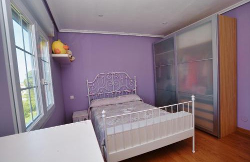 Isla Apartment | Top-Rated Apartamento Ama - Experience Comfort and Style