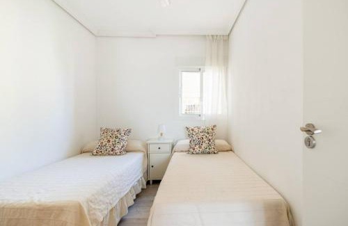 Juan XXIII Apartment | Family-Friendly Apartment with 4 Rooms & Top Review Score