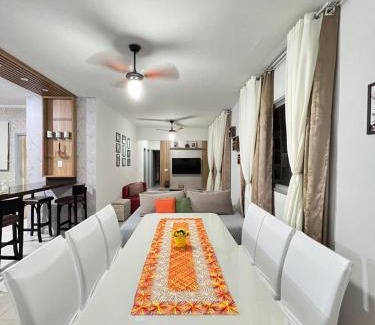 Loteamento Joao Batista Juliao Apartment | Spacious Apartment Just 3 Blocks from the Beach - Rated 9.8