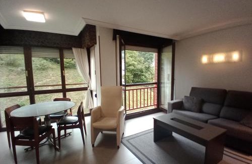 Eibar Apartment | Child-Friendly Apartment Ana with Garage - Rated 9.7/10