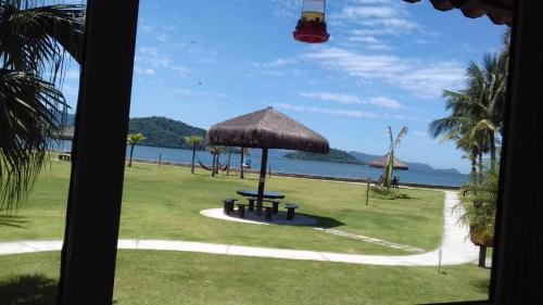 Bracui Apartment | Pet-Friendly Angra dos Reis Apartment with Private Beach