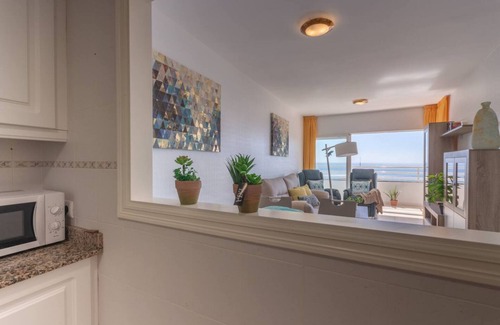 Calpe City Center Apartment | Exceptional Oceanfront Apartment Apolo XIV with Pool Access