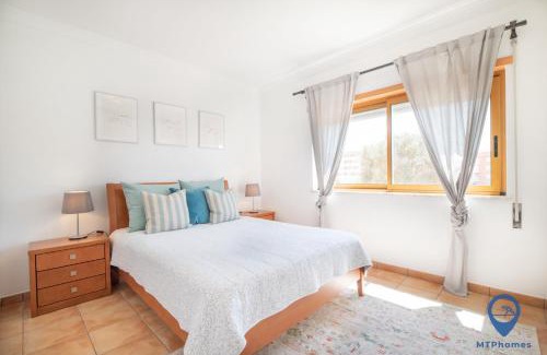 Armacao de Pera Apartment | Ideal Getaway: Apartamento Arcos Near the Beach