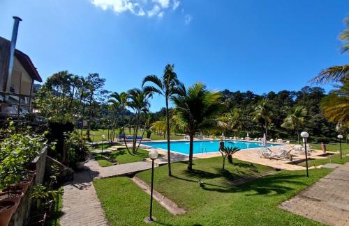 Balneario Cidade Atlantica House | Spacious Guarujá Apartment for 10 with Pool & Ocean View