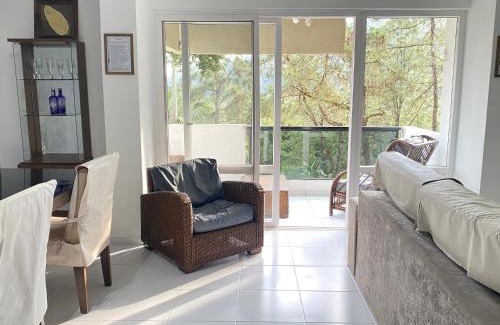Balneario Cidade Atlantica House | Spacious Guarujá Apartment for 10 with Pool & Ocean View