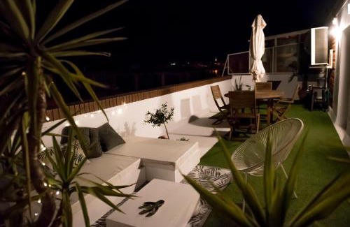 Santa Barbara Apartment | Relaxing Atico-Spa Apartment with Hot Tub & High Ratings