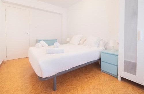 Distrito Llano Apartment | Family-Friendly Stay at Apartamento Bécquer - 8/10 Rating