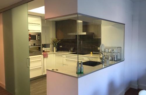 Plencia Apartment | Elegant Apartamento Bahía de Plentzia with Family-Friendly Perks
