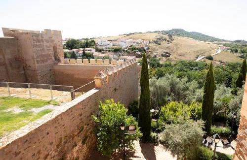 Caceres Old Town Apartment | Family-Friendly Stay at Apartamento Baluarte de los Pozos