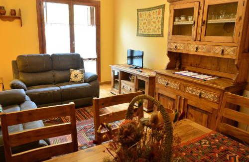 Broto Apartment | Family-Friendly Getaway at Apartamento Batan - Rated 9.4/10