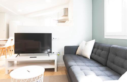 Distrito Llano Apartment | Family-Friendly Stay at Apartamento Bobes I - Rated 8.9/10