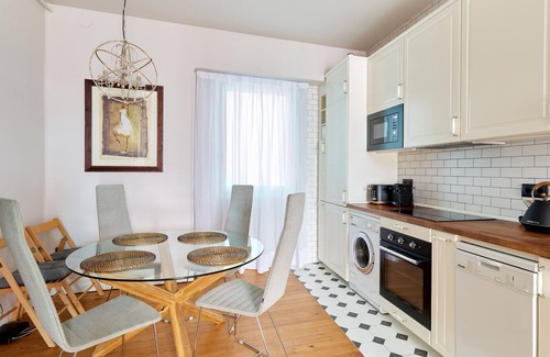 Pamplona City Centre Apartment | Pet-Friendly Boutique Apartment in the Heart of Zapatería