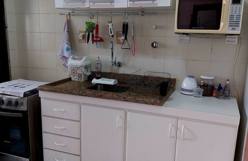 Sao Vicente Apartment | Pet-Friendly Apartment Steps from Itararé Beach with Wi-Fi