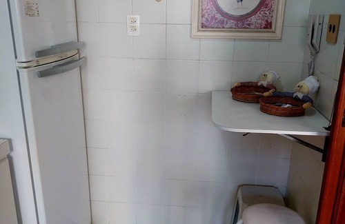 Sao Vicente Apartment | Pet-Friendly Apartment Steps from Itararé Beach with Wi-Fi