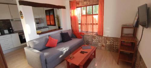 Queveda Apartment | Passiflora: Family-Friendly Retreat with Pet Amenities