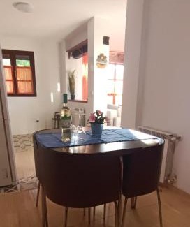 Queveda Apartment | Passiflora: Family-Friendly Retreat with Pet Amenities